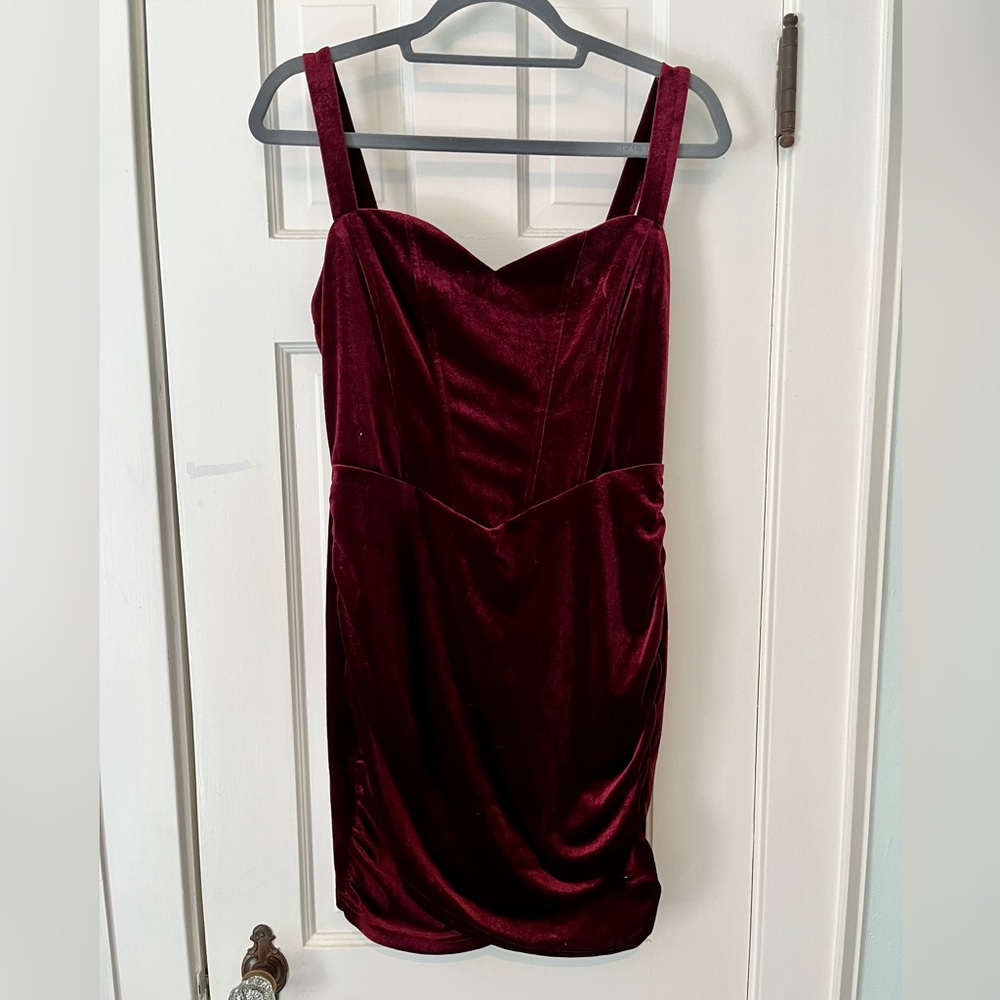 Cider Red Velvet Mini Dress Size L.